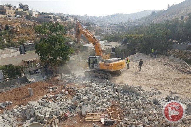 صور- الاحتلال يهدم 3 منازل في القدس المحتلة