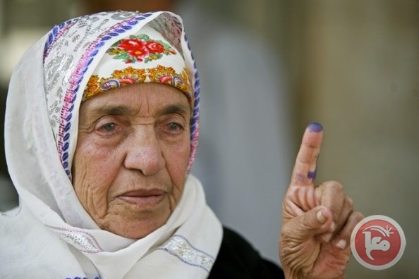 الليلة: مدى حرية المرأة الفلسطينية في الترشح والتصويت ؟