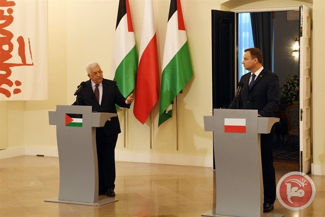 الرئيس يقترح إقامة منطقة صناعية بولندية في فلسطين