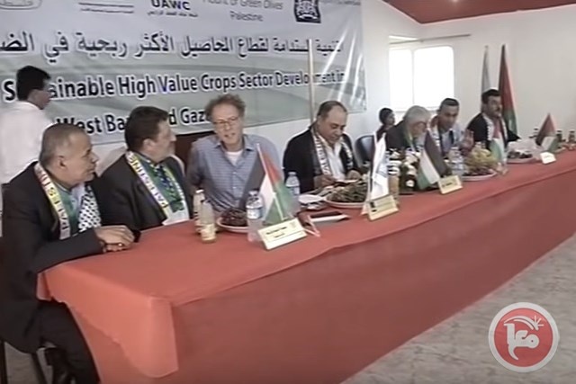 &quot;الزراعة ولجان العمل الزراعي&quot; يسلمان شاحنات تبريد لجمعيات تعاونية