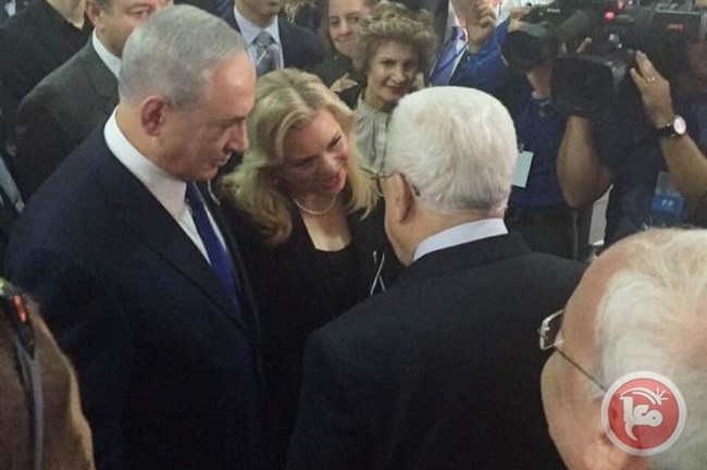 &lt;div&gt;صورة وتعليق: &lt;/div&gt;وفد فلسطيني رسمي يتقدمه الرئيس يشارك في جنازة شمعون بيريس