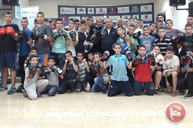 مهرجان رياضي مقدسي يجمع قفازات نادي القدس وهلال القدس