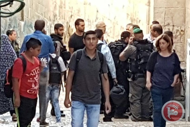 الاحتلال يقتحم مدرسة دار الأيتام في القدس