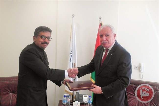 المالكي يتسلم اوراق اعتماد سفير الهند لدى فلسطين