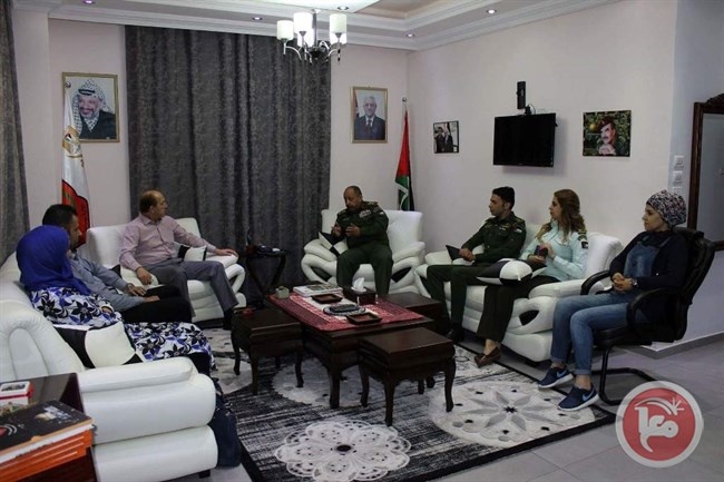 اللواء جيوسي يكرم معدي التقرير السنوي لجهاز الارتباط العسكري