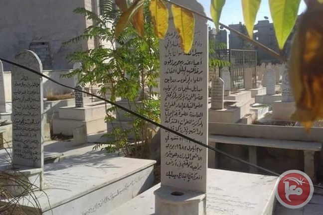 داعش يجرف قبري ابو جهاد وسعد صايل ومطالبة بنقل الرفات للوطن