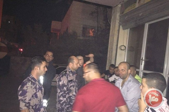 إخماد حريق في عمارة بعناتا وإخلاء 50 مواطناً