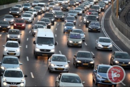 إسرائيل- العمل بقانون مصابيح المركبات يبدأ الثلاثاء