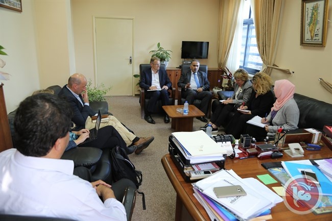 وكيل &quot;التربية&quot; يبحث تعزيز التعاون المشترك مع وكالة التعاون البلجيكي