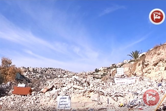 الاحتلال يلاحق ما تبقى لعائلة جعافرة بعد تشريدها
