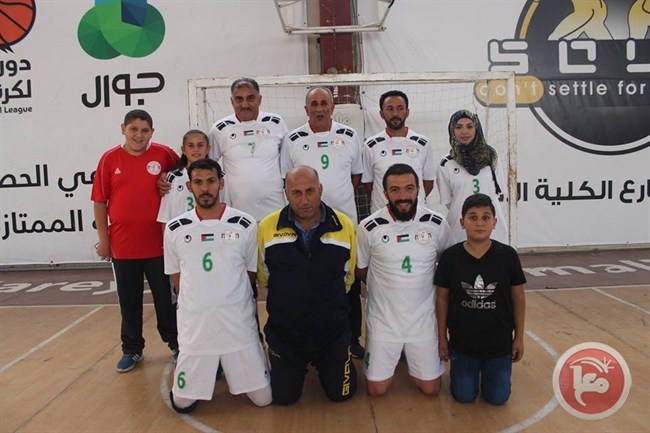 منتخب اتحاد كرة اليد يتوج ببطولة الشهيد ابو عمار ويهدي الكأس للاولمبية