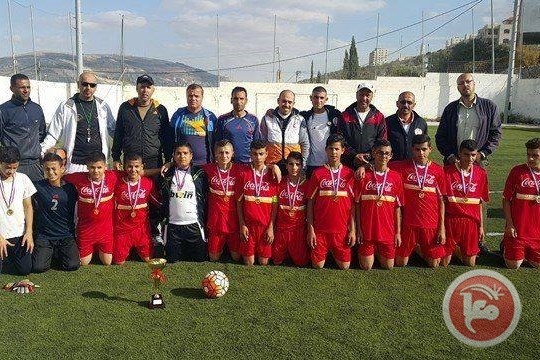 بطولة كوبا كوكاكولا في تساعيات كرة القدم بنين مرحلة أساسية عليا