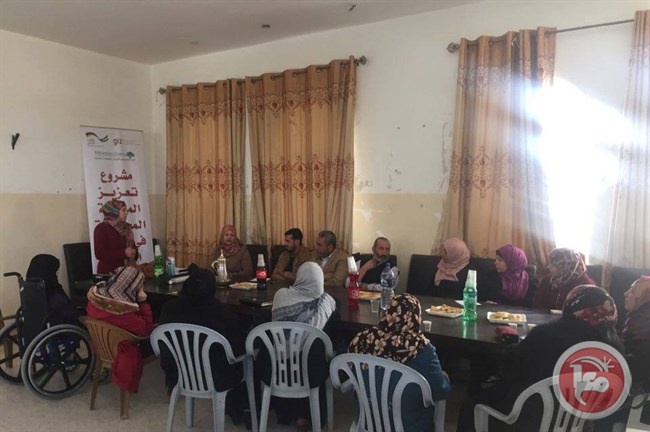 المركز الفلسطيني يعقد ورشتي عمل حول المساءلة المجتمعية