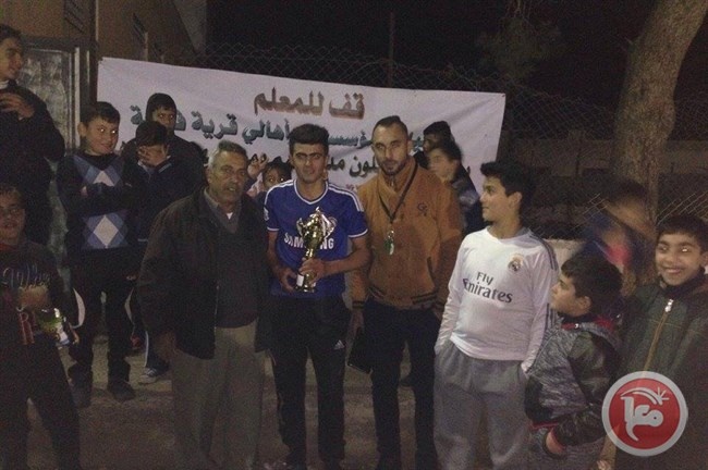 مدرسة فرخه الثانوية تنظم دوري لكرة القدم ضمن حملة &quot;قم للمعلم &quot;