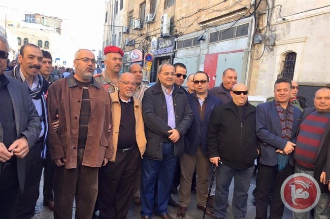 القدس- الطيبي والسعدي يتقدمان مسيرة بذكرى المولد النبوي