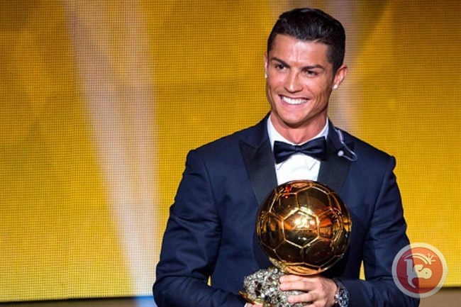 رونالدو يفوز بالكرة الذهبية لأفضل لاعب في العالم