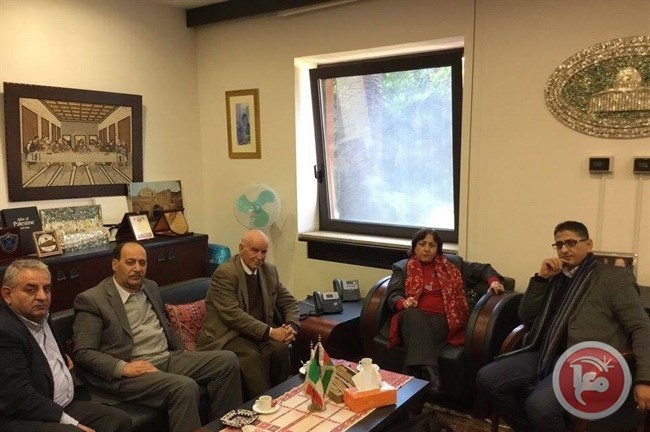 د. مي كيله تستقبل في مكتبها اعضاء من المجلس الوطني الفلسطيني