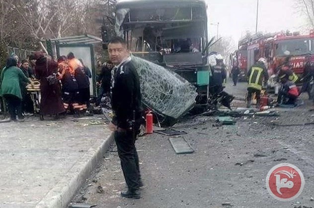 مقتل 13 جنديا تركيا واصابة 48 اخرين بانفجار حافلة