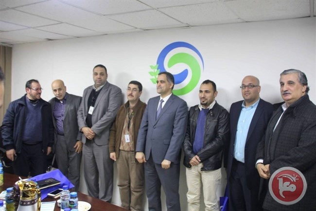 وزير الاتصالات يزور شركة الزيتونة للانترنت والاتصالات