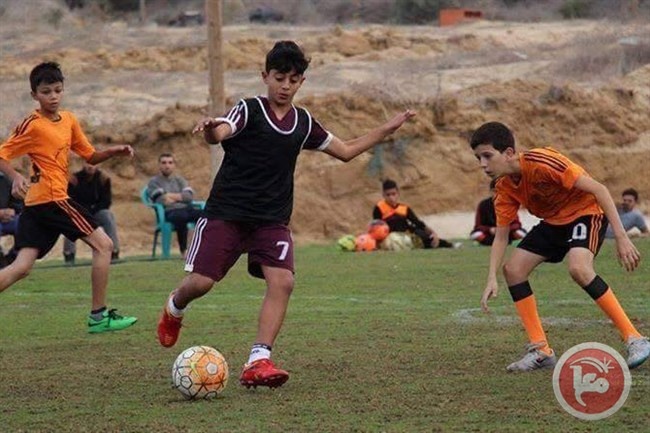 &quot; بيان الراس&quot; موهبة كرويه فذة ...