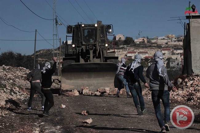 اصابات بالاختناق خلال قمع الاحتلال لمسيرة كفر قدوم