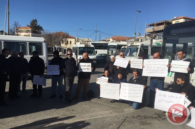سائقو السفريات الموحدة في القدس يضربون عن العمل