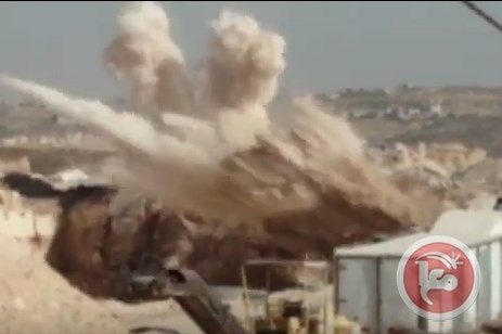 فيديو- اسرائيل تسمح للفلسطينيين بتفجير البارود