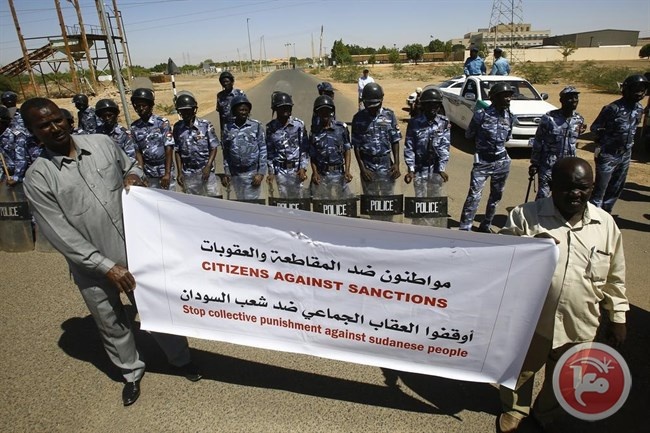 واشنطن ترفع بعض العقوبات عن السودان بعد 180 يوما