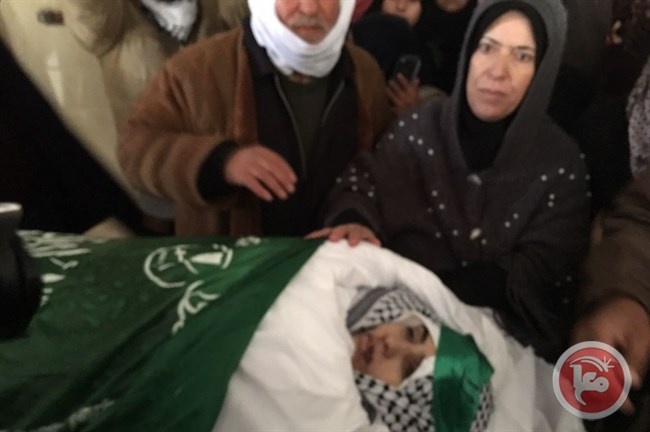أهالي بني نعيم يشيعون جثمان الشهيدة الخضور
