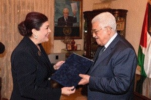 الرئيس يتقبل أوراق اعتماد سفيرة العراق غير المقيمة