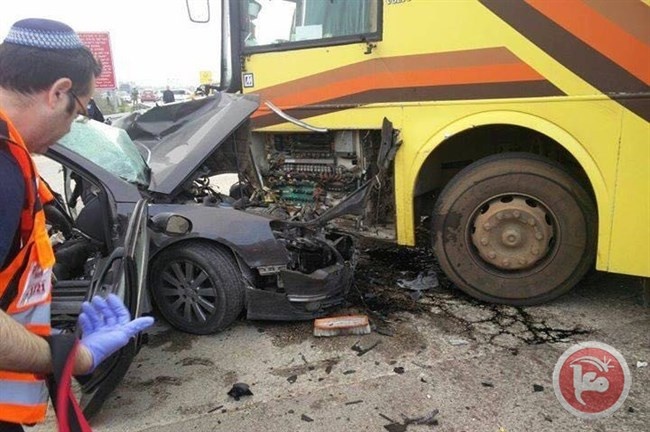 مصرع فلسطينية جراء حادث سير مع حافلة للمستوطنين