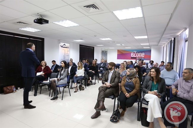 مؤسسة قيادات تنظم لقاء مع وفد من بلدية أمستردام