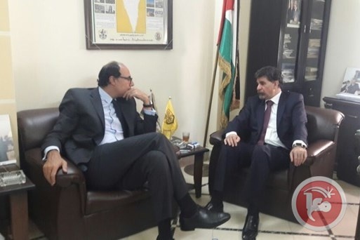 السفير عبد الهادي يبحث التطورات السياسية في فلسطين