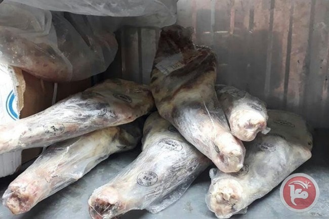 بلدية جنين تتلف لحوما مجمدة منتهية الصلاحية