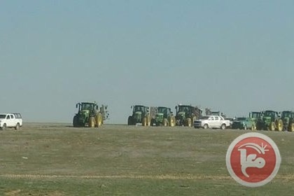 الجرافات الإسرائيلية تخرّب مزروعات بدو النقب