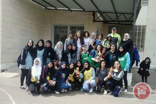 بنات الابراهيميين تتسيد بطولة كرة القدم لثانوية اناث تربية جنين
