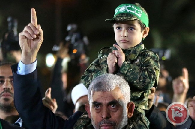 السنوار: حماس لا تسعى للحرب ولكن ..