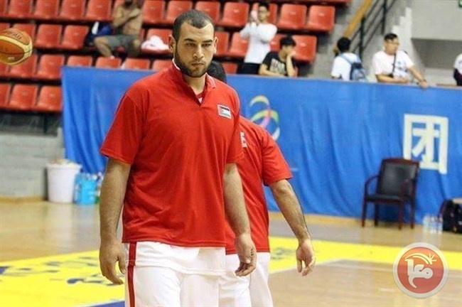 قوات الاحتلال تعتقل لاعب ابداع والمنتخب بكرة السلة حمزة عبد الله