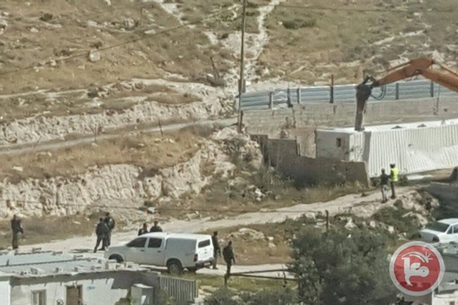 بلدية الاحتلال تهدم منزلين جنوب القدس