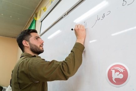 جنود الاحتلال يتعلمون العربية ويشاهدون فيلم &quot;بيت لحم&quot;
