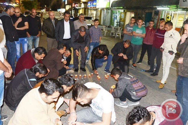 فتح تنظم فعالية إضاءة الشموع في خيمة الاعتصام بسلفيت