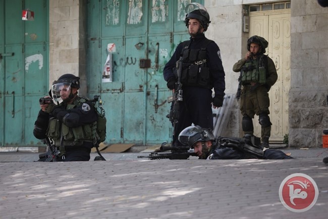 اندلاع مواجهات مع قوات الاحتلال في مخيم العروب ومدينة الخليل
