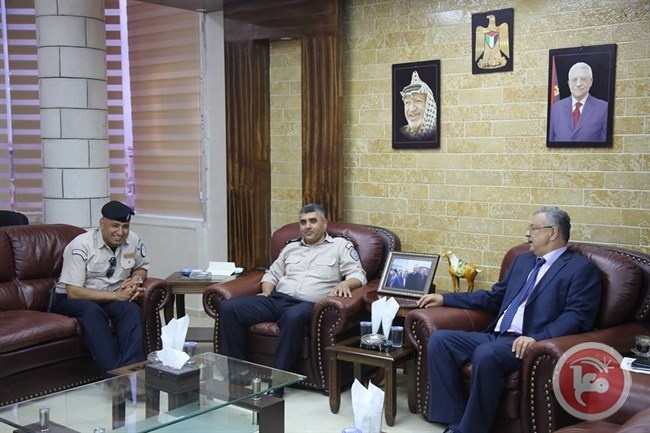 محافظ طولكرم يستقبل مدير الضابطة الجمركية الجديد