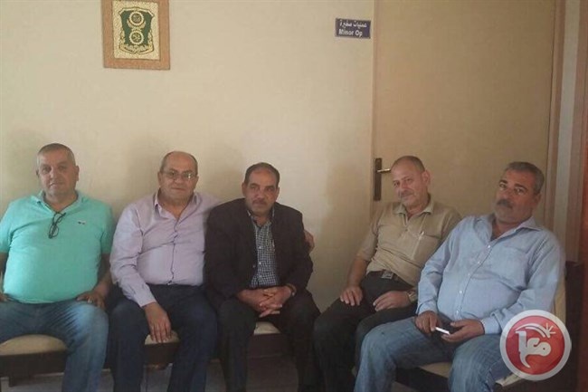 جبهة التحرير والتنظيم الشعبي الناصري يطالبون بتبني قضايا الأسرى