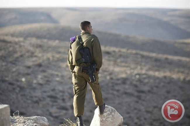 اعتقال جندي اسرائيلي بعد العثور على سلاح في منزله