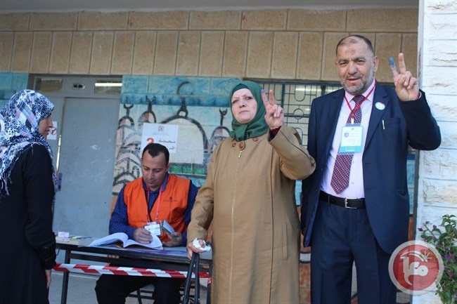 تيسير أبو إسنينه رئيساً لبلدية الخليل