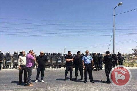 إغلاق طرق والأمن يحول دون الوصول إلى حاجز بيت إيل