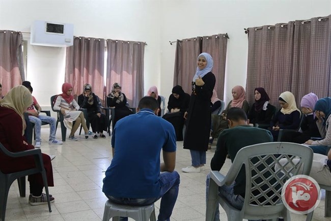اختتام دورة اكسل للمبتدئين في مركز نادي قلقيلية الأهلي