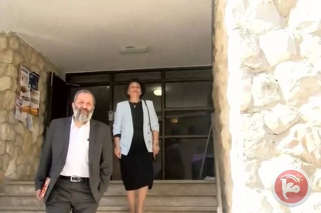 وزير داخلية إسرائيل يخضع للتحقيق مع زوجته للمرة الثانية