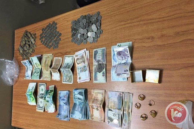 الشرطة تكشف ملابسات سرقة خزنة مالية ومصاغ ذهبي